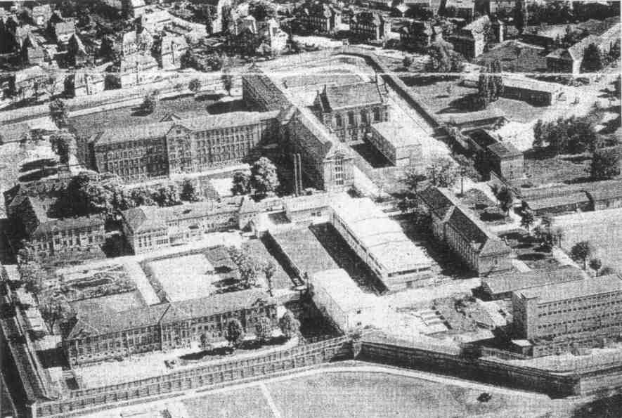 Bautzener Gebäudekomplex 'Gelbes Elend'